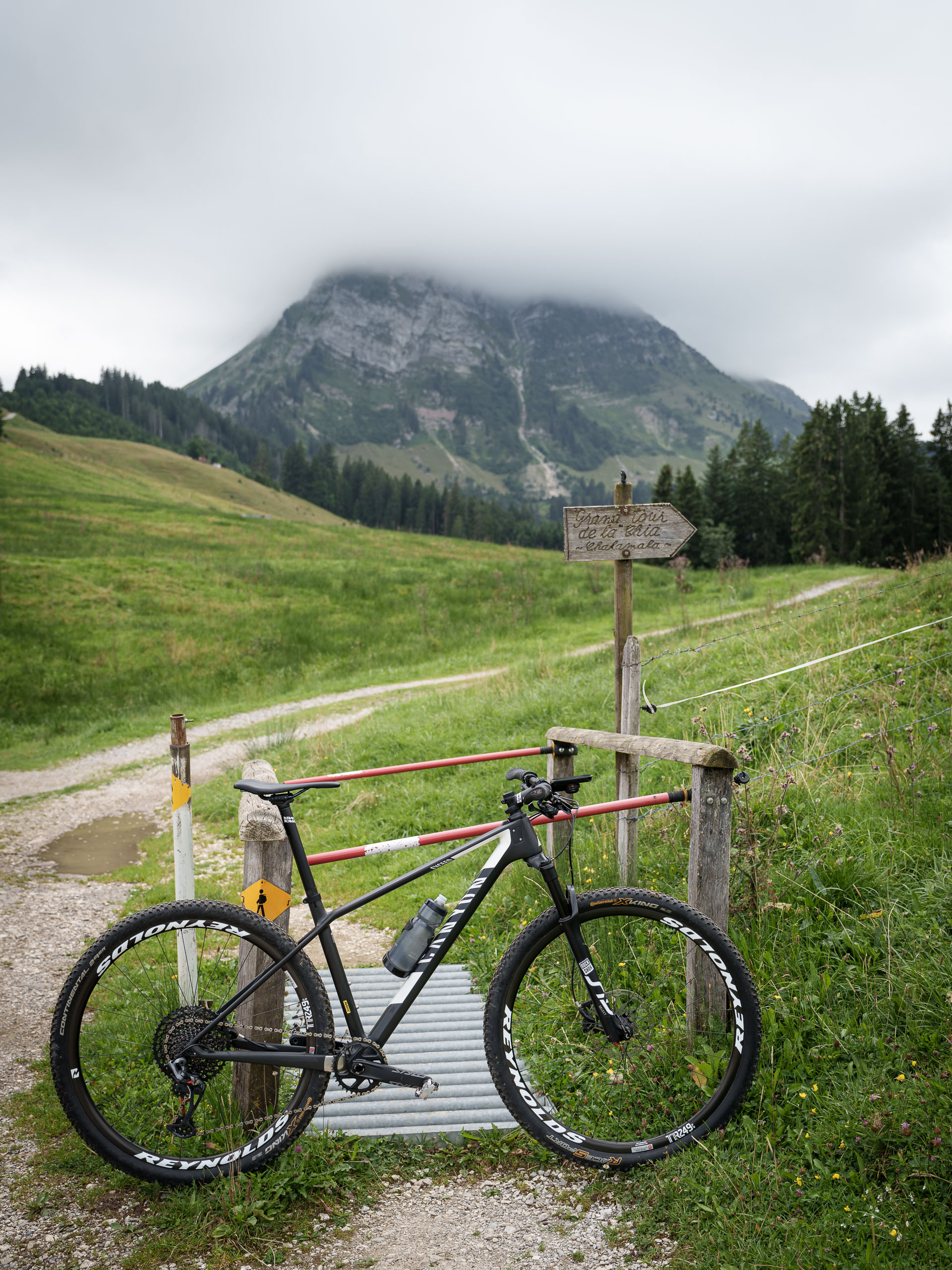 Mit dem Mountainbike...